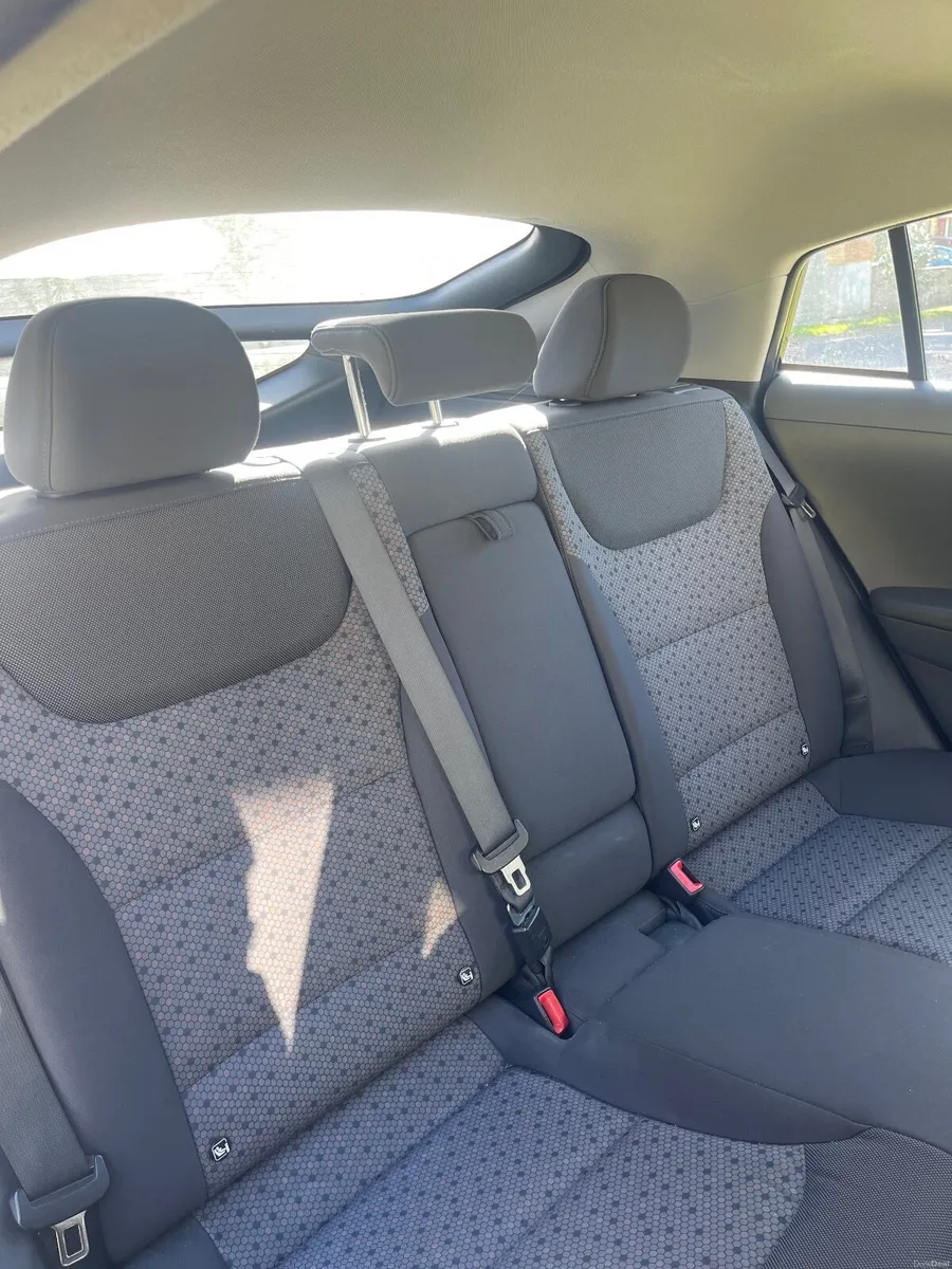 Hyundai IONIQ 2017 - Image 6