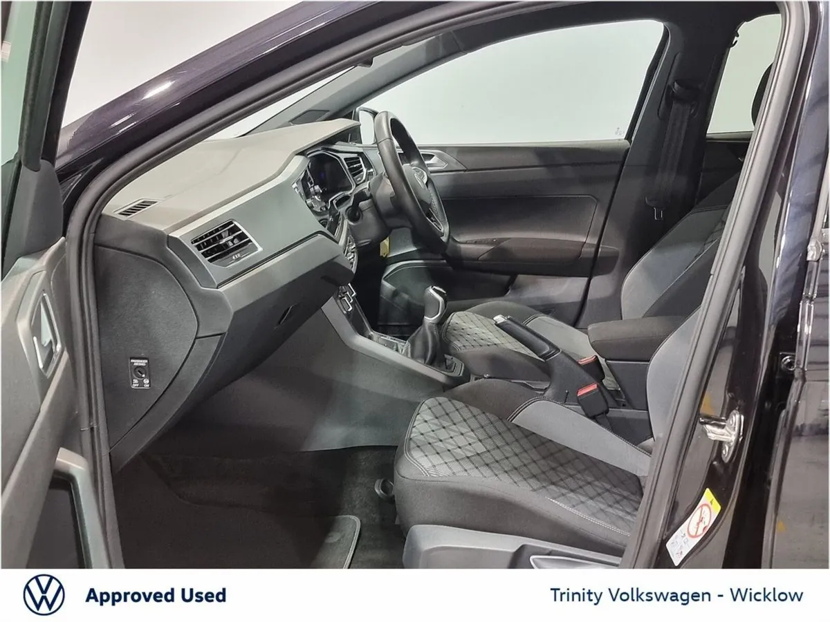 Volkswagen Polo ** R-LINE ** 1.0 TSI ** 95BHP ** M - Image 4