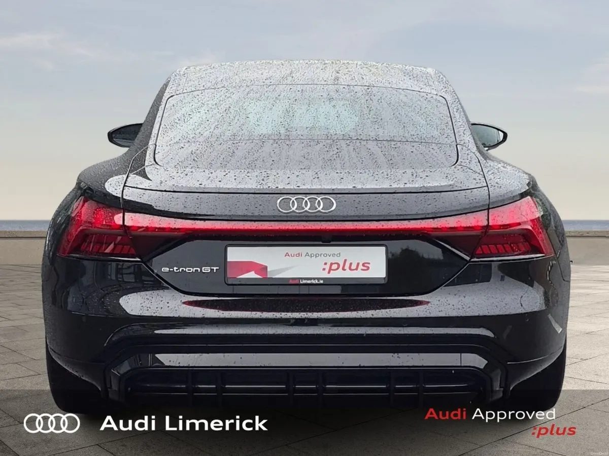 Audi e-tron GT e-tron quattro + Black Pack + Upgra - Image 4