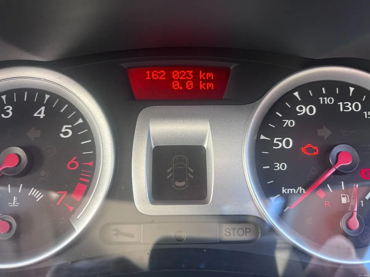 2010 Renault Clio 1.2 16v Dynamique Eco 5dr Petrol - Image 2
