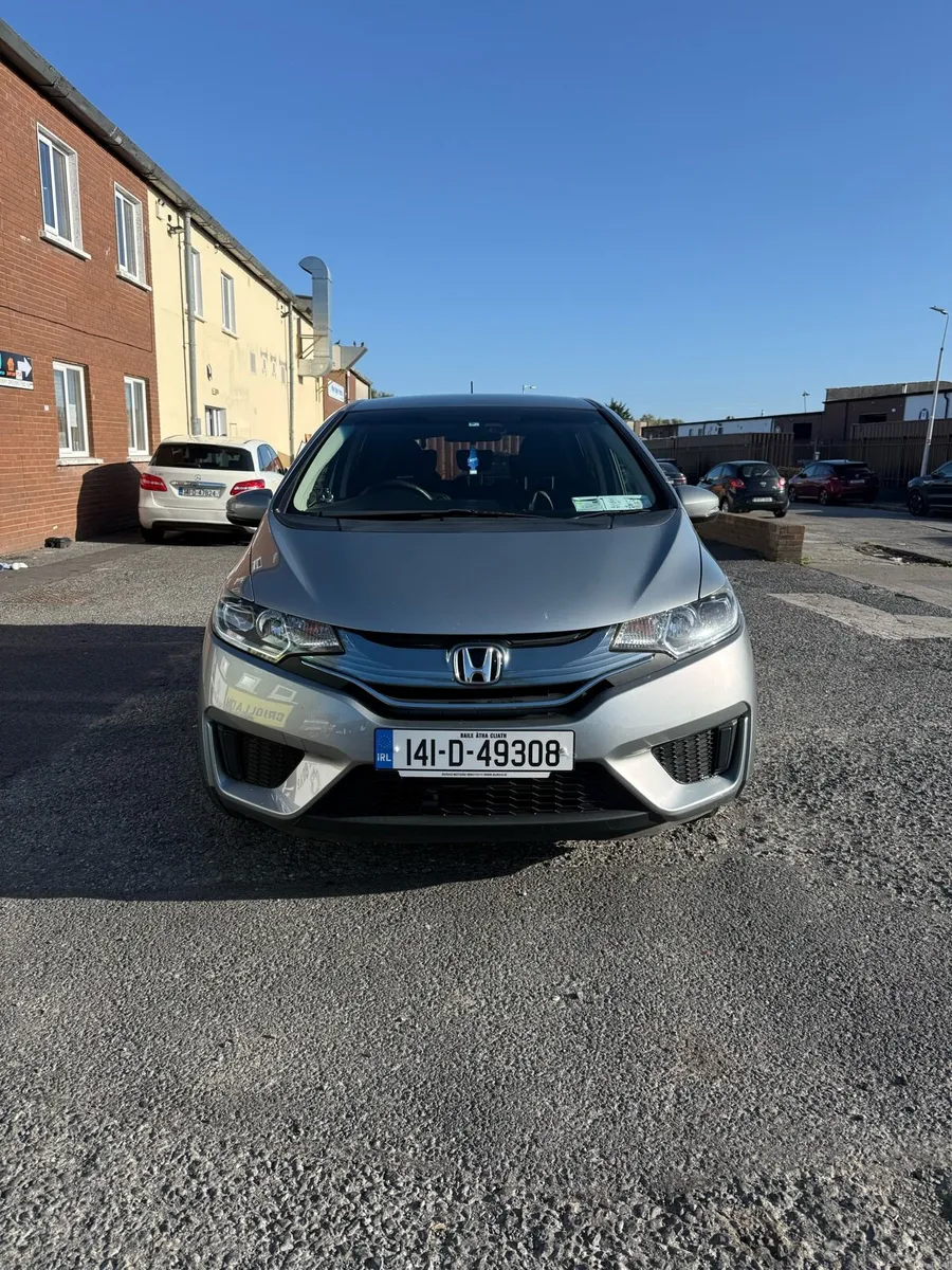 2014 Honda Fit 1.5 Hybrid Automatic 100k 02/27 - Image 2