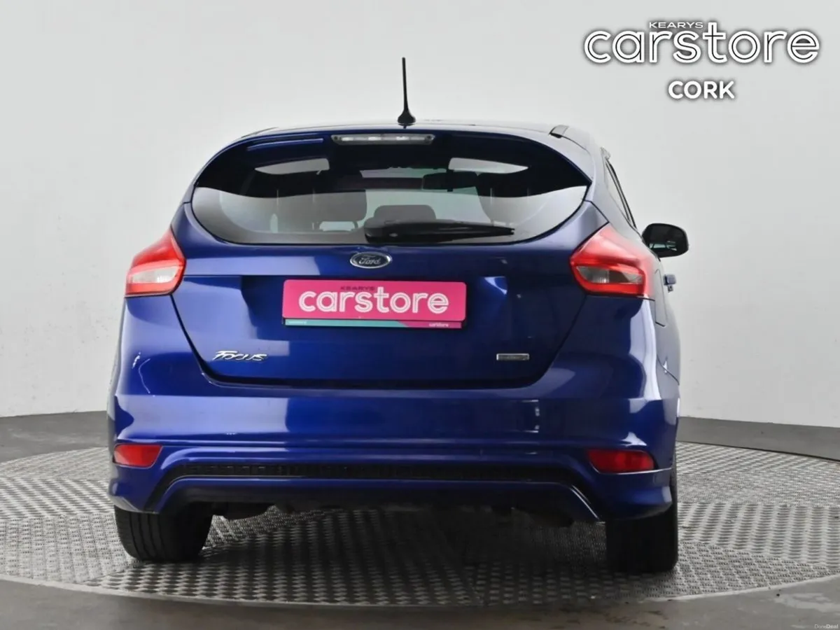 Ford Focus 1.0 EcoBoost 125PS ST-Line - Image 4
