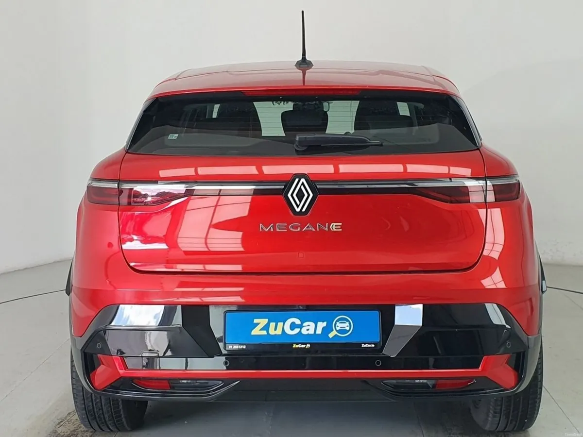 Renault Megane E-Tech EV60 220hp Equilibre - Image 4