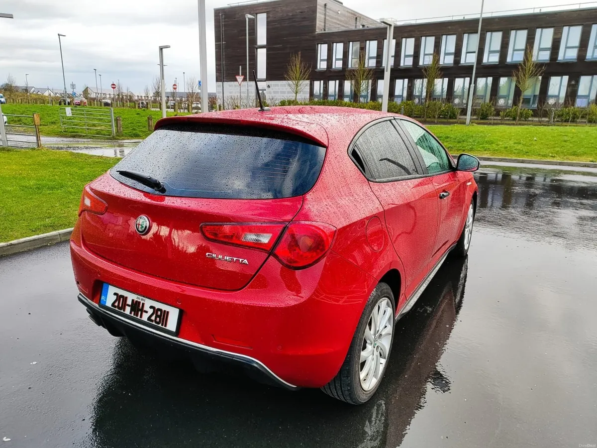Alfa Romeo Giulietta 2020 - 1.6 JTDm 120HP - Image 5