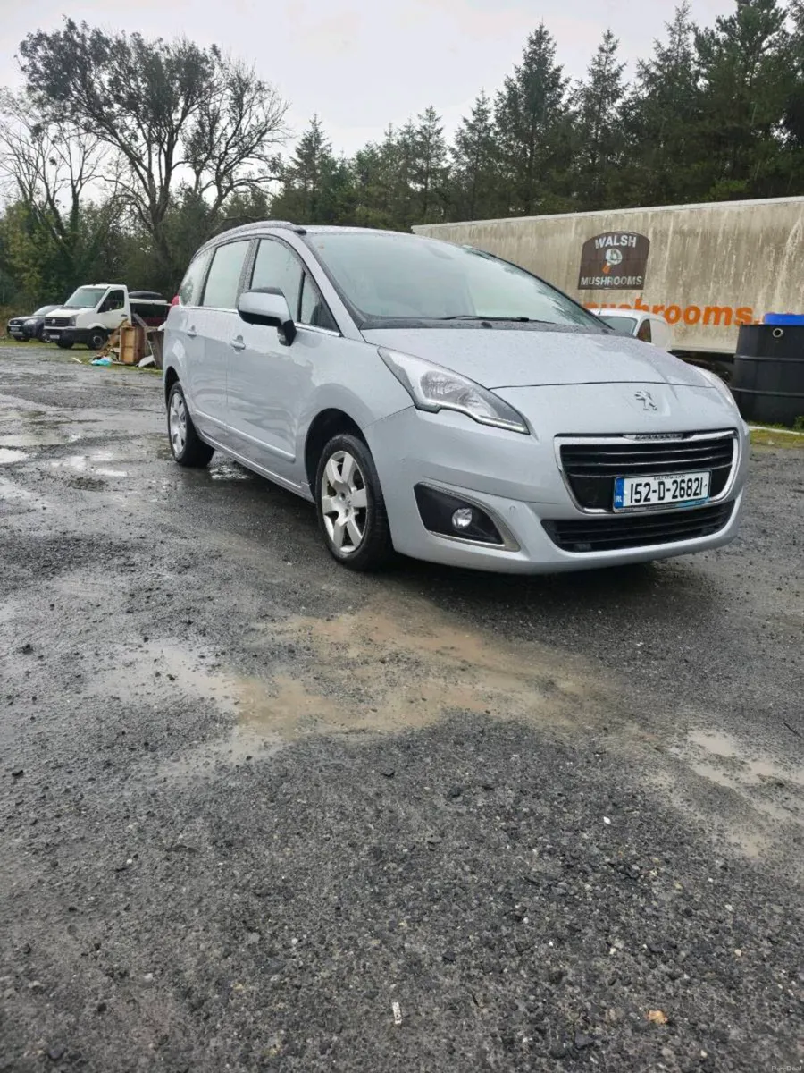 Peugeot 5008 - Image 1