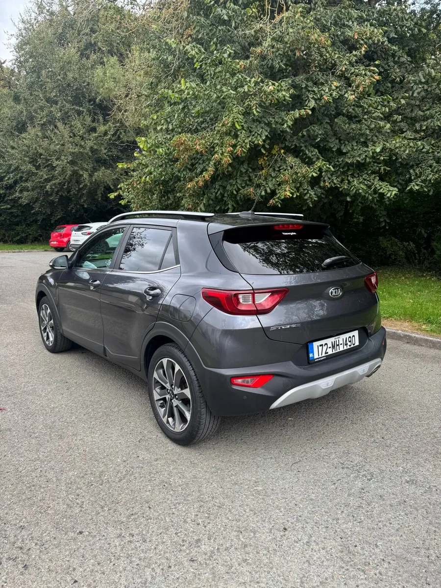2017 Kia Stonic - Full Kia Service History - Image 3