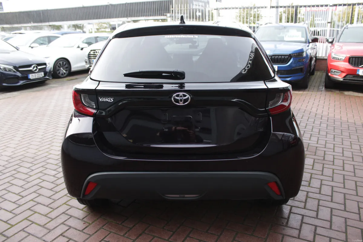 2021 TOYOTA YARIS - Image 5