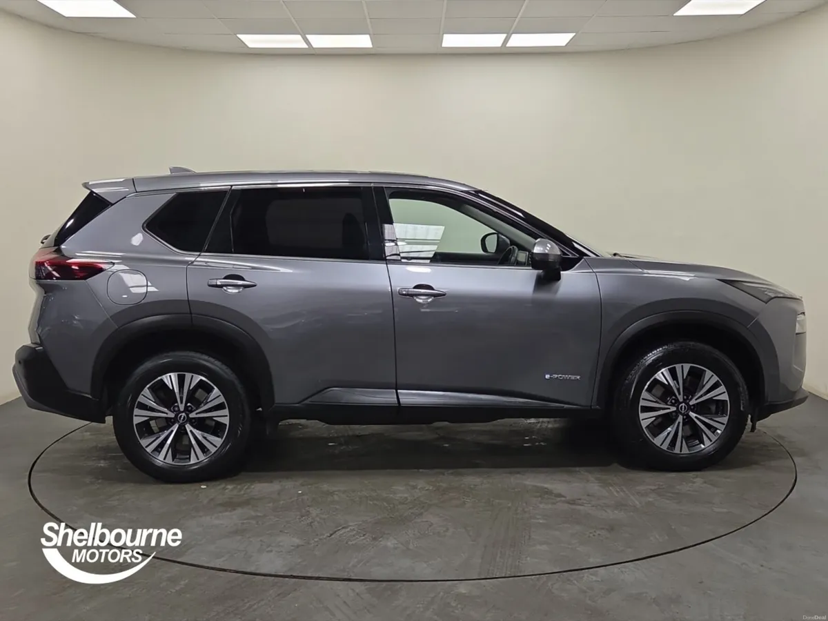 Nissan X-Trail 1.5 E-Power E-4orce 213 Acenta Prem - Image 3