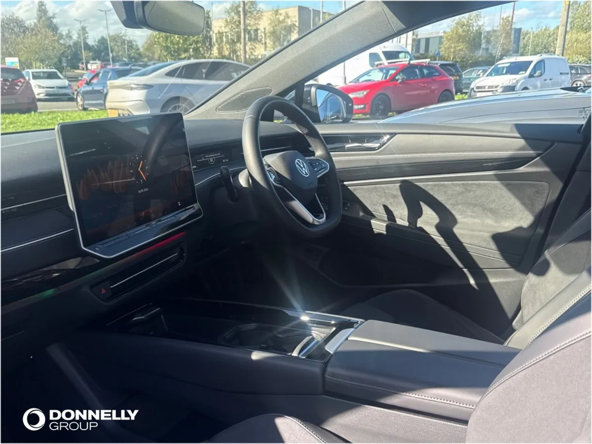 Volkswagen Id.7 210kW Match Pro Plus 77kWh 5dr Aut - Image 2