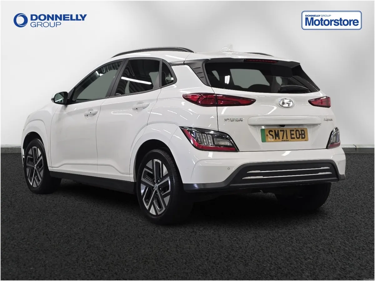Hyundai Kona 150kW Premium 64kWh 5dr Auto - Image 2