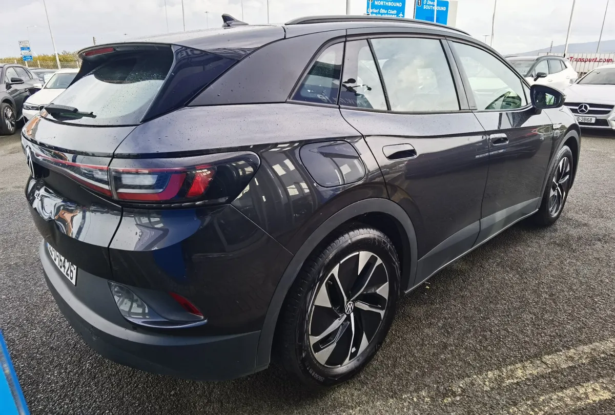 VOLKSWAGEN ID.4 77KWH LIFE PRO - Image 5