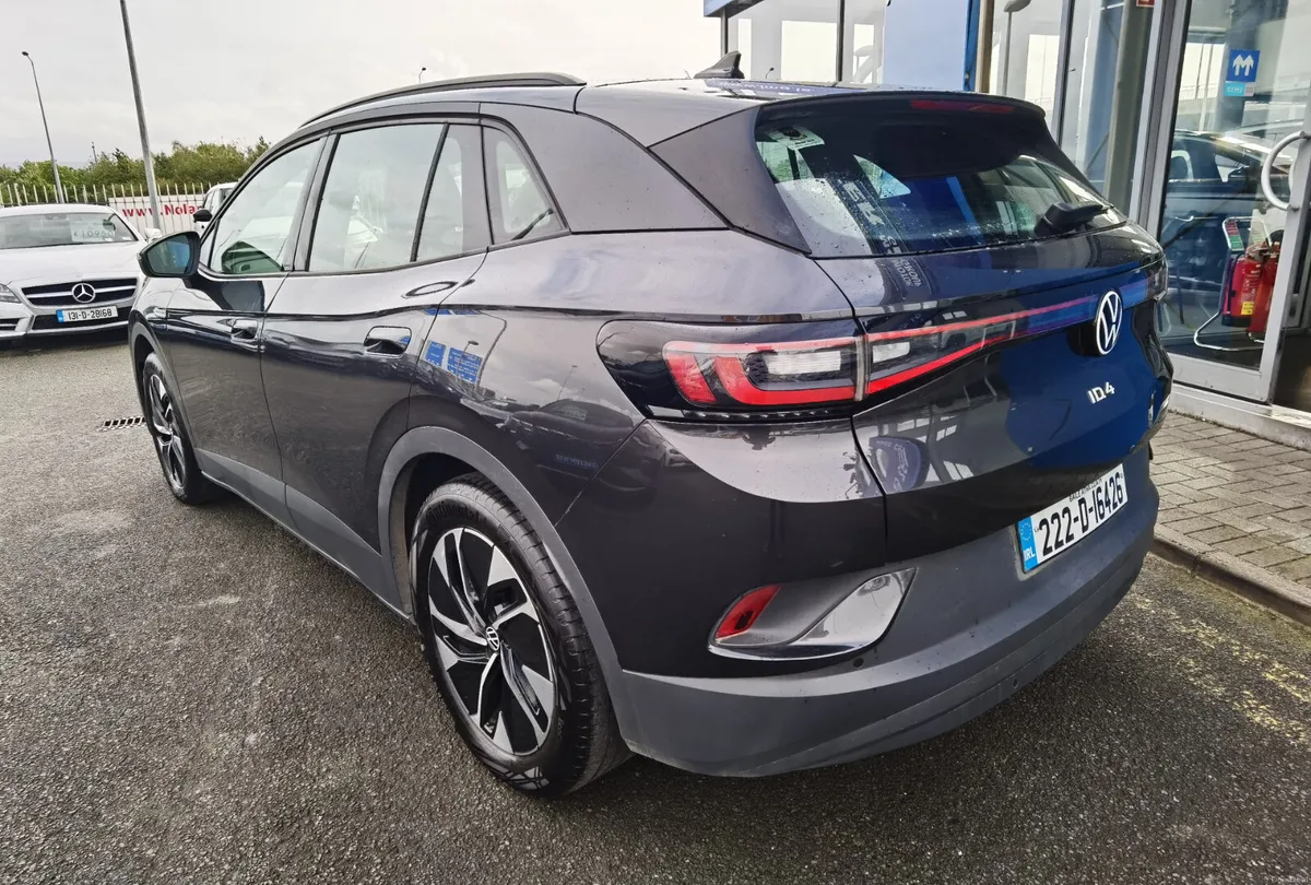 VOLKSWAGEN ID.4 77KWH LIFE PRO - Image 6