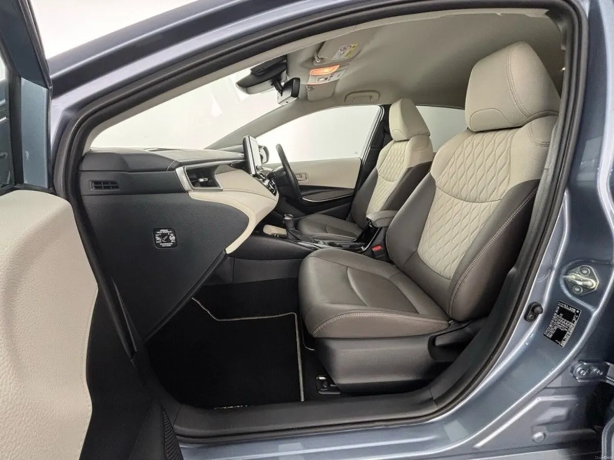 Toyota Corolla SOL SALOON 4DR AUTO - Image 6