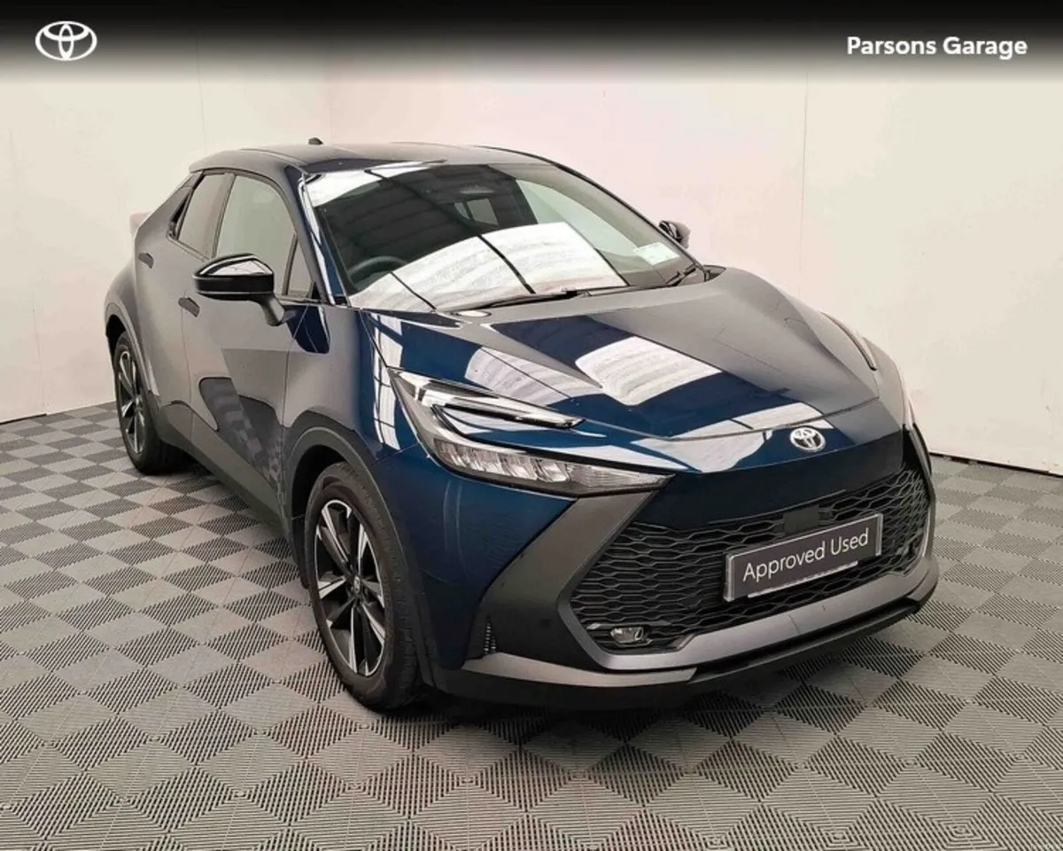 Toyota C-HR C-HR HEV Sport - Image 1