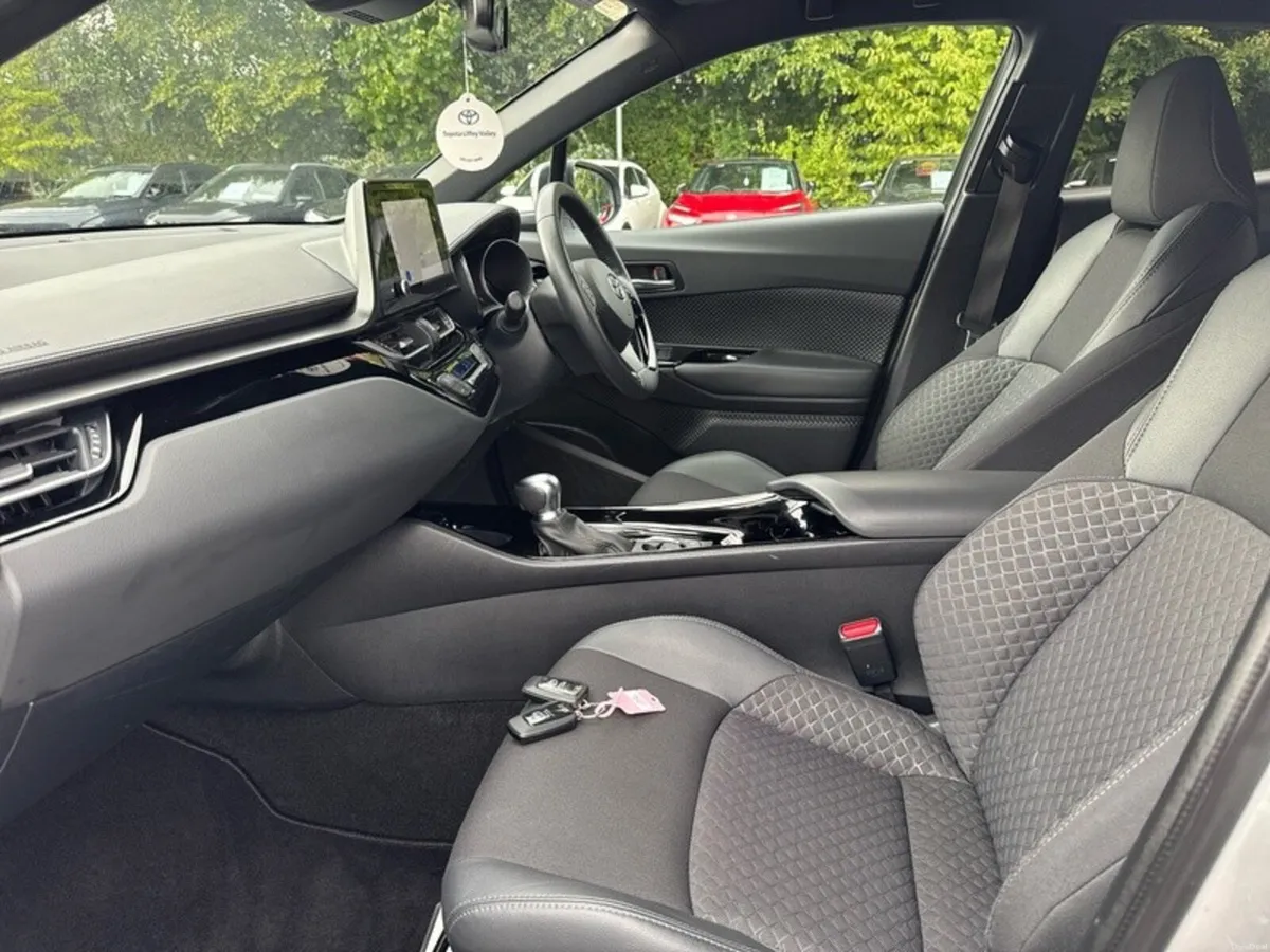 Toyota C-HR C-HR HYBRID SPORT - Image 6