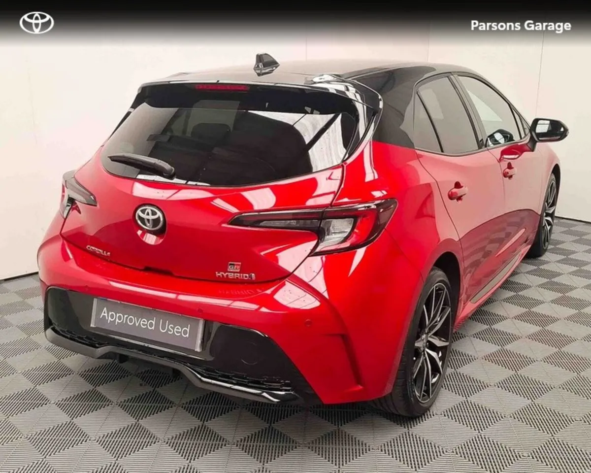 Toyota Corolla 1.8 VVTI GR SPORT 120B - Image 2