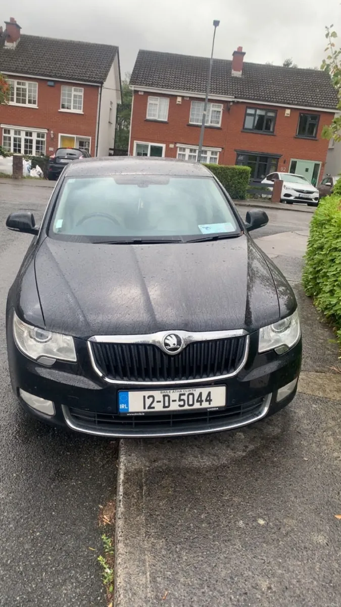 Skoda Superb 2012 - Image 4