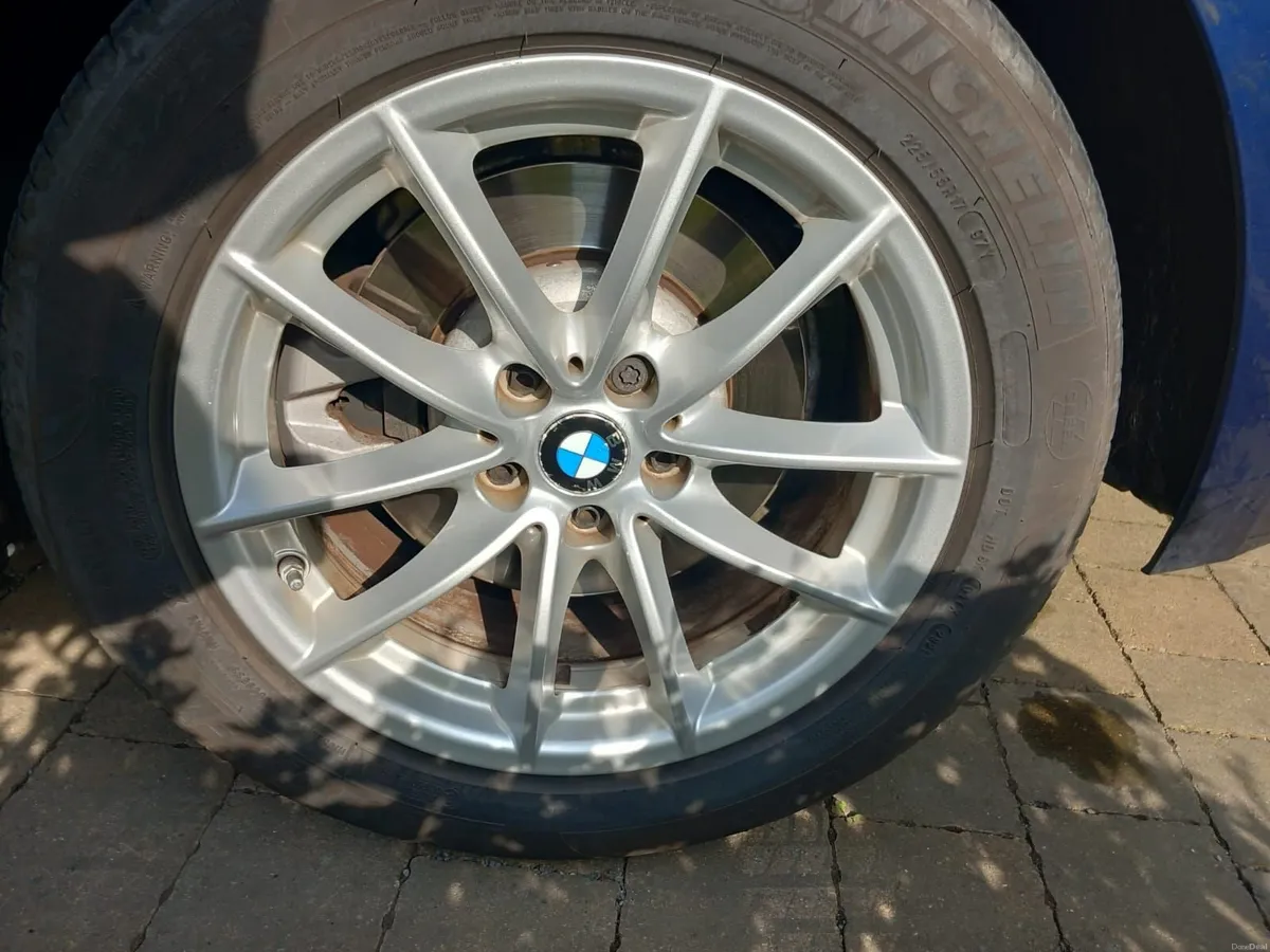 BMW 5-Series 2017 - Image 6