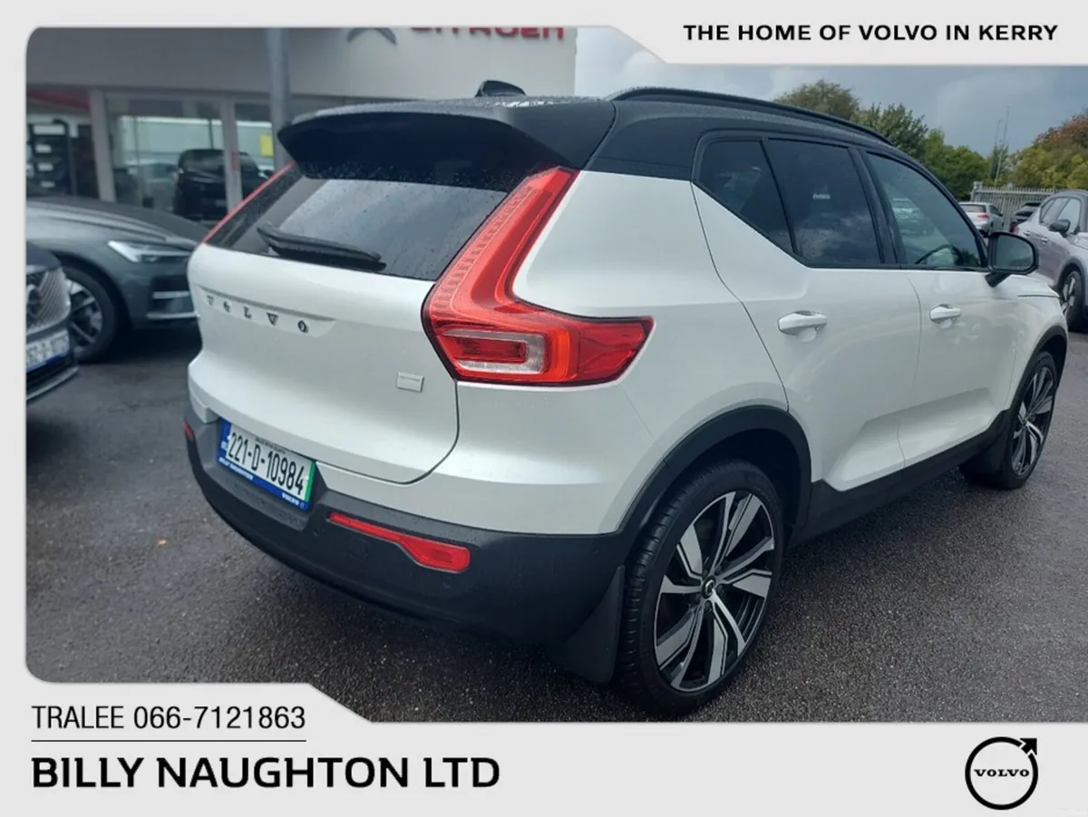 Volvo XC40 RECHARGE PRO 5DR AUTO - Image 6