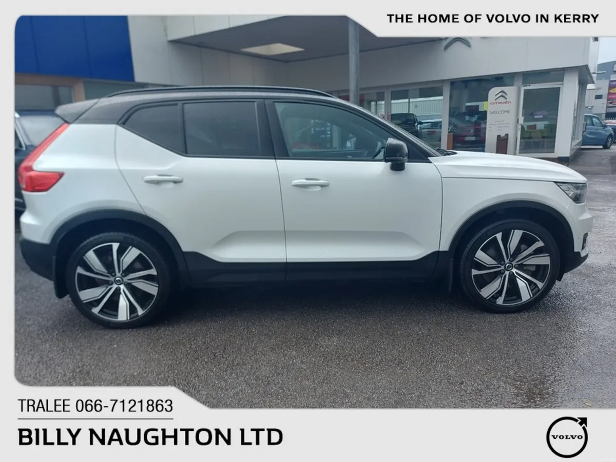 Volvo XC40 RECHARGE PRO 5DR AUTO - Image 5