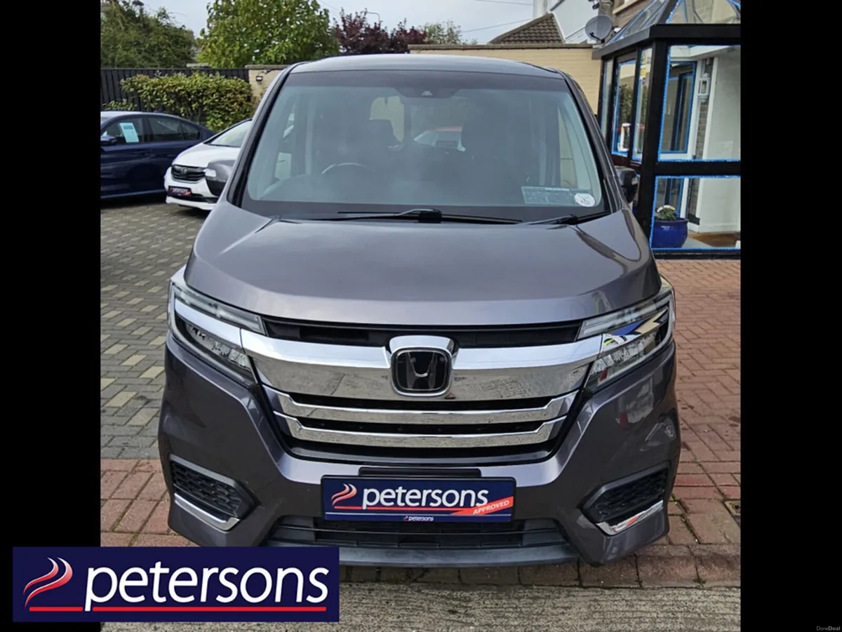 Honda Stepwagon STRADA 5DR AUTOMATIC - Image 3
