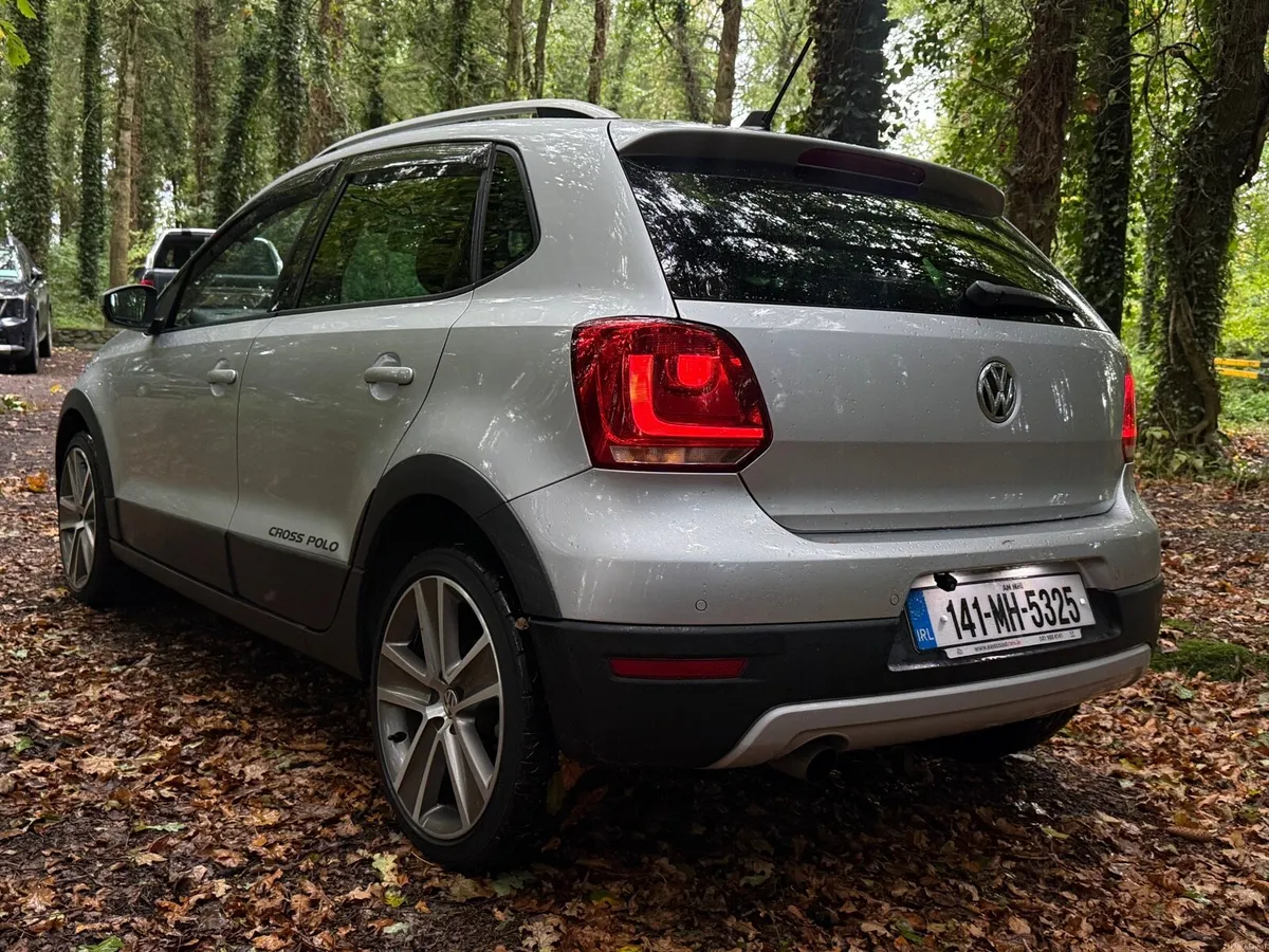 FRESH NCT // TAXED // SERVICED // CarPlay // - Image 3