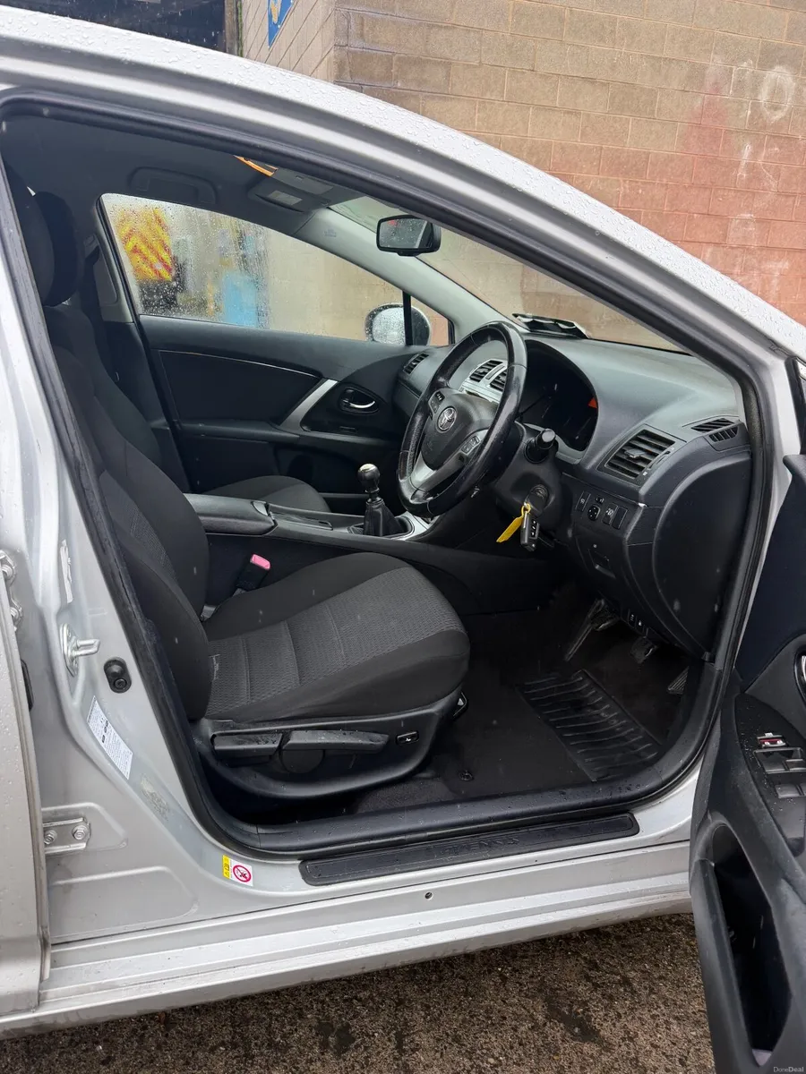 Toyota Avensis 2015 - Image 6