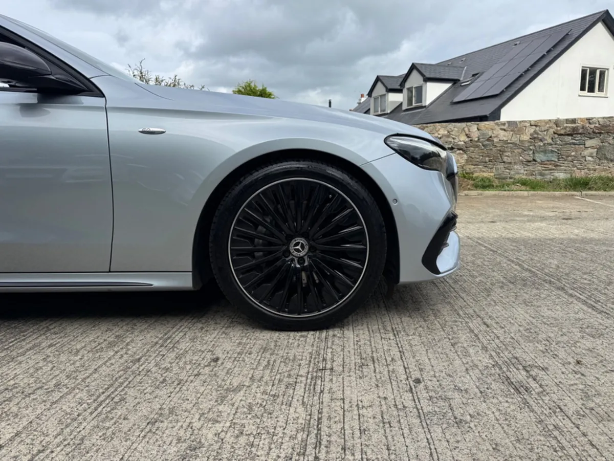Mercedes-Benz E-Class E300E URBAN EDITION AUTO - Image 5