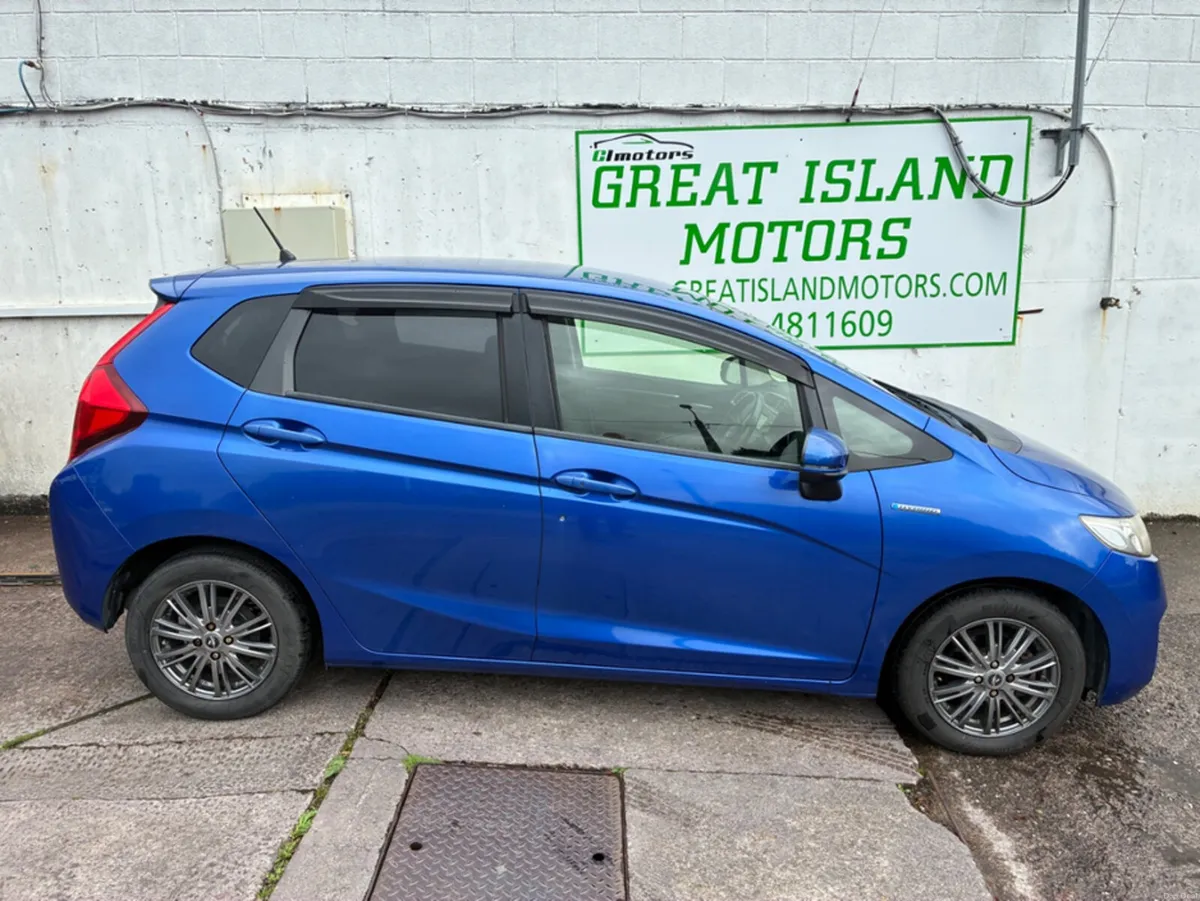 Honda Fit DAA-GP5 HYBRID 5DR AUTO - Image 5