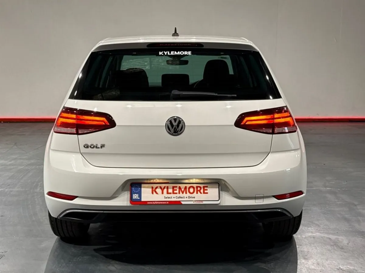 Volkswagen Golf 1.2 TSI COMFORT LINE AUTOMATIC - F - Image 4