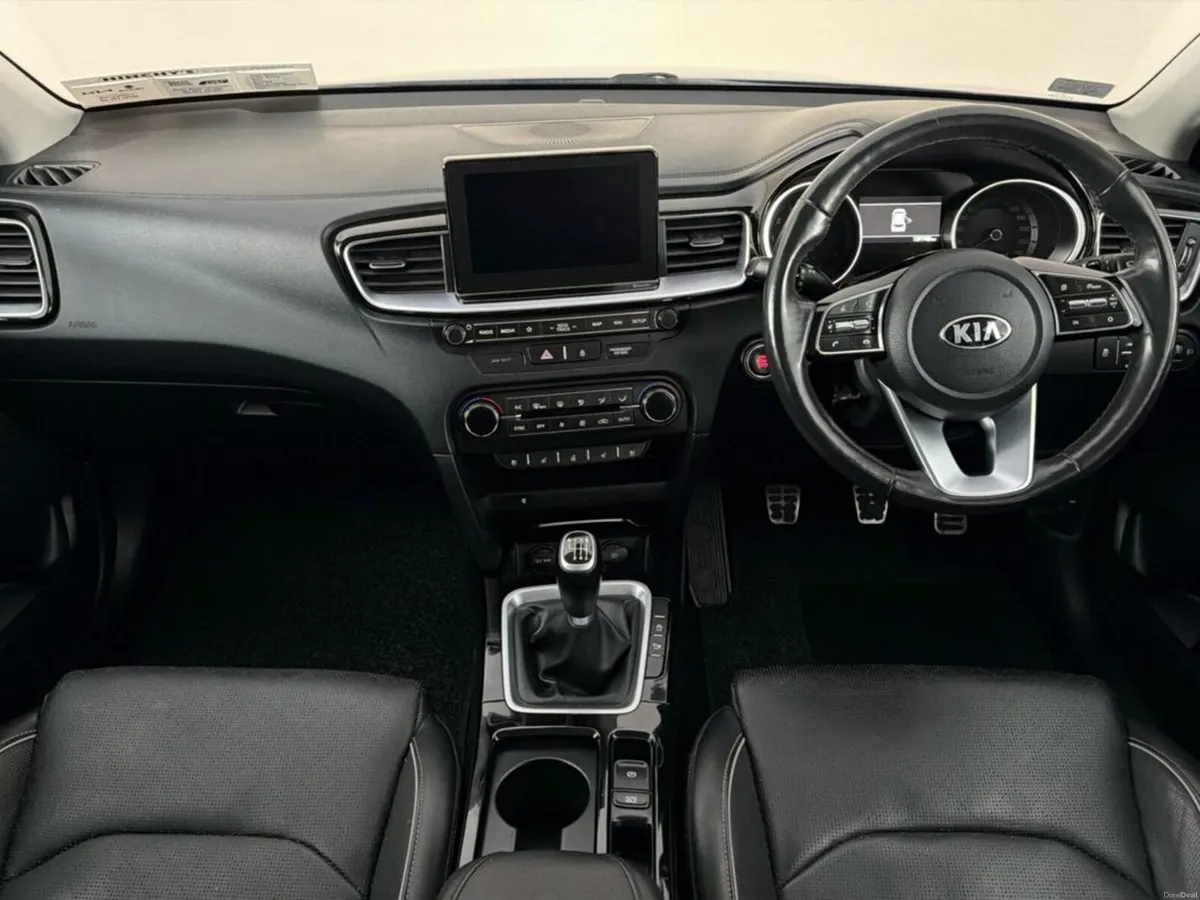 Kia Ceed 1.4 K5 5DR - Image 4