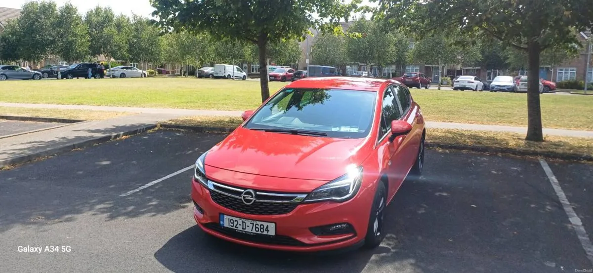 Opel Astra 1.6 CDTI 110PS NCT 09-07-2027/Taxed. - Image 2