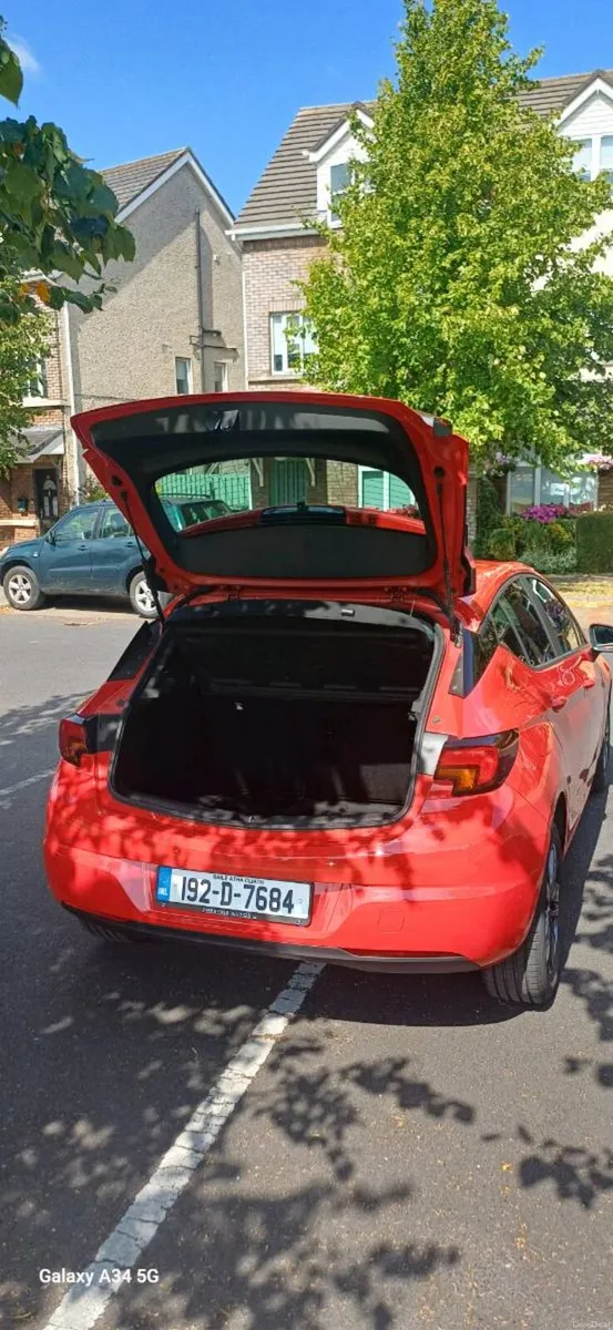 Opel Astra 1.6 CDTI 110PS NCT 09-07-2027/Taxed. - Image 6