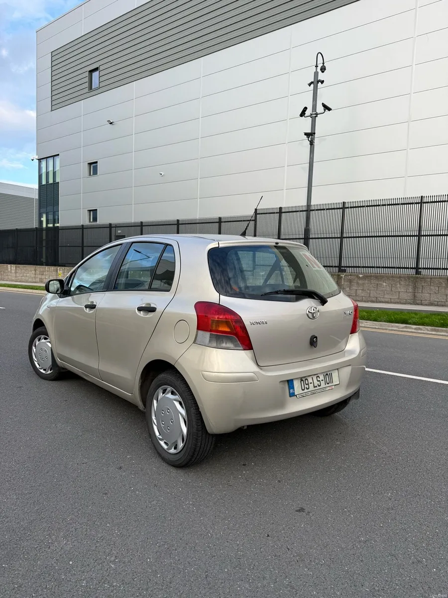Yaris 09 petrol New Nct - Image 4