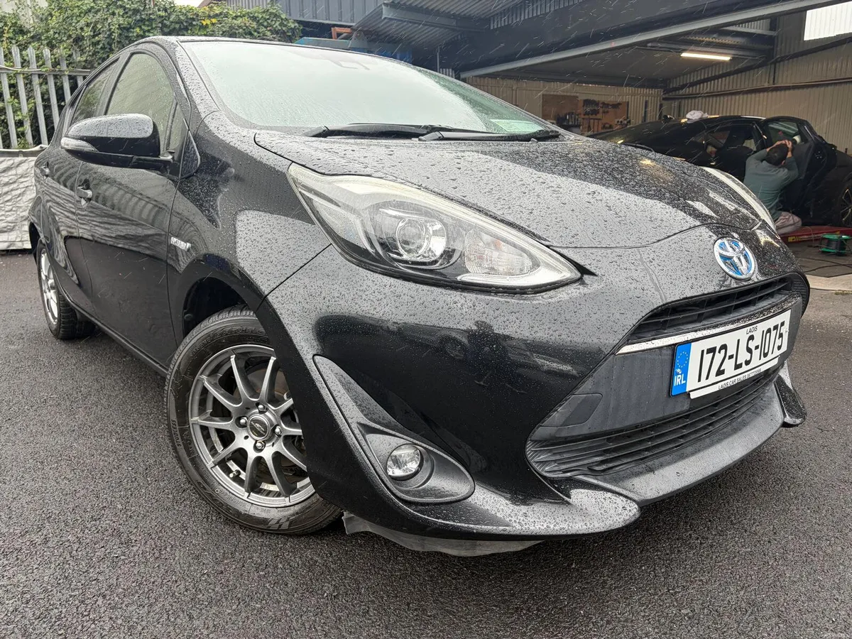 2017 TOYOTA AQUA Self Charge Hybrid Automatic - Image 2