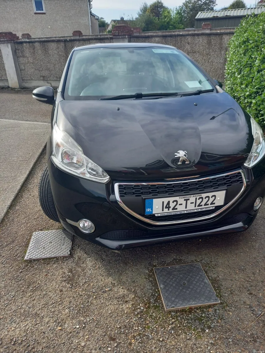 Peugeot 208 2014 - Image 2