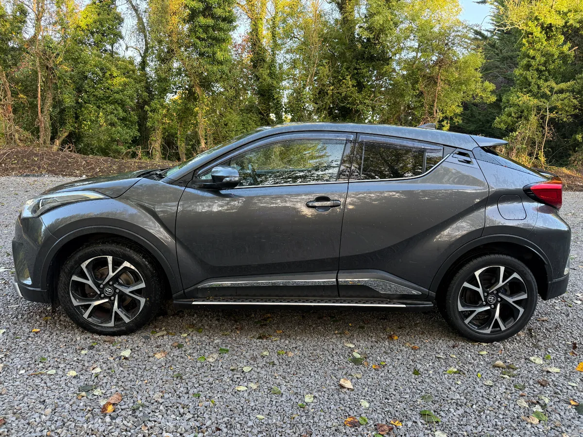 1.2 PETROL MANUAL HIGH SPEC SPORT MODEL - Image 5