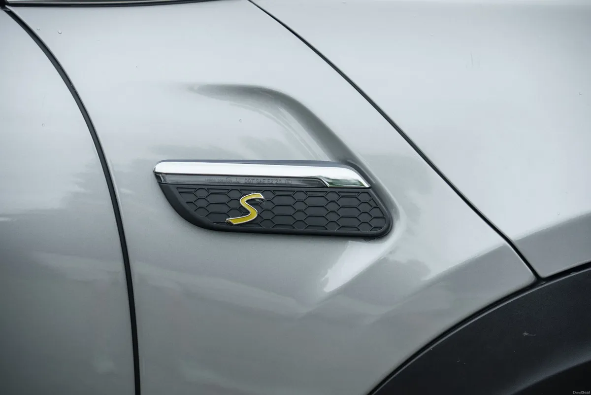 2023 Mini Cooper S Electric Level 3 - Image 6