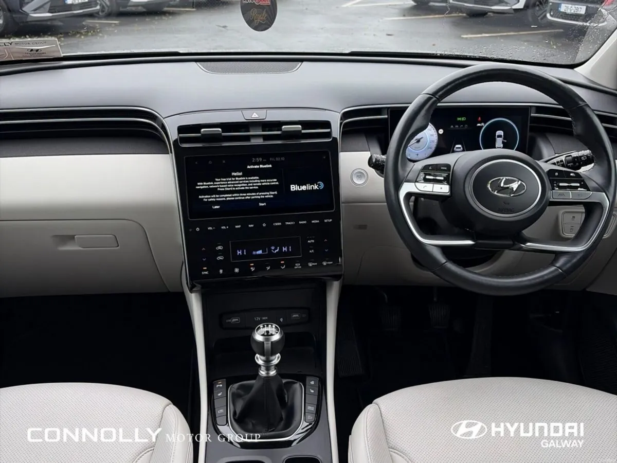 Hyundai Tucson 2WD Executive Plus - Image 4