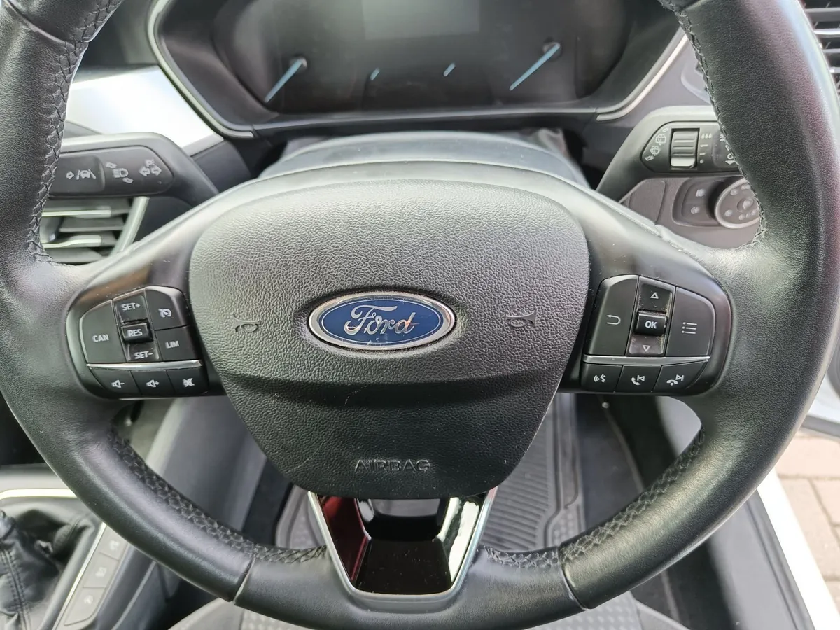 2020 FORD FOCUS ZETEC TDCI TITANIUM - Image 5
