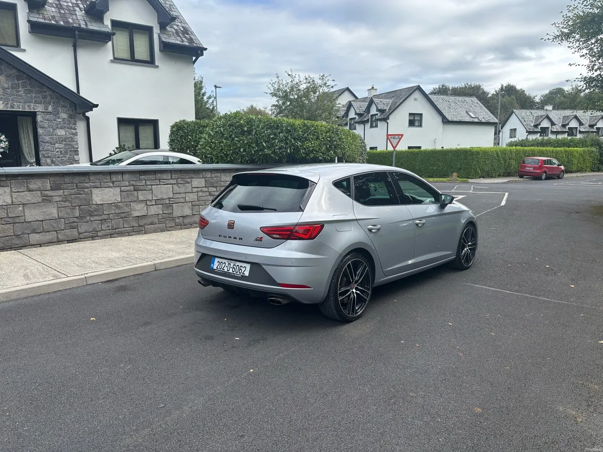 2020 Seat Leon Cupra Bronze Addition - Image 2