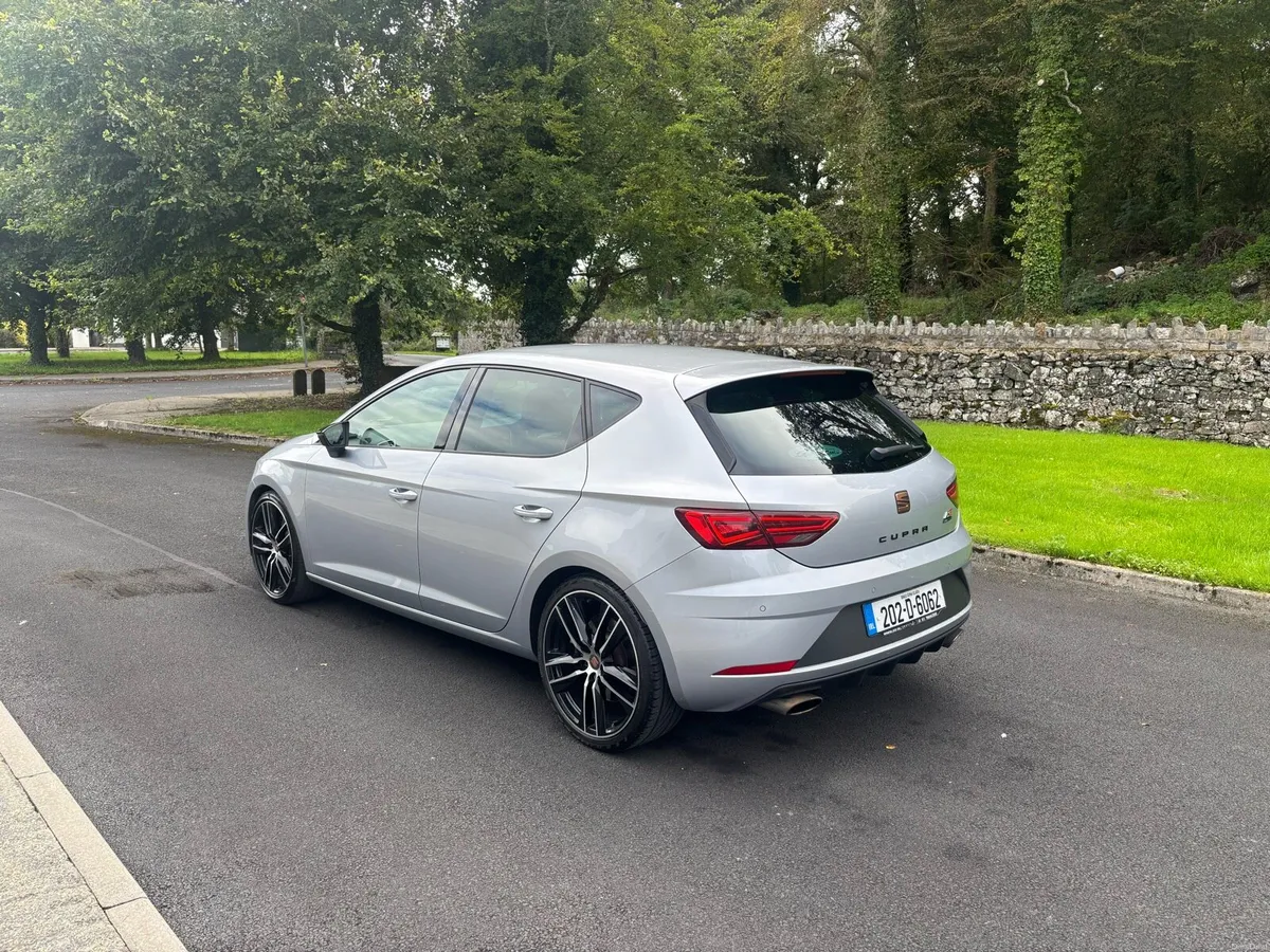 2020 Seat Leon Cupra Bronze Addition - Image 4