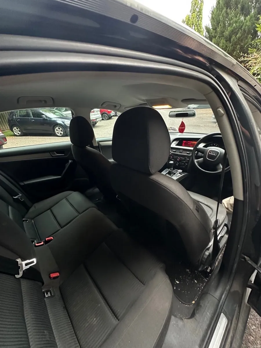 Audi A4 2008 - Image 2