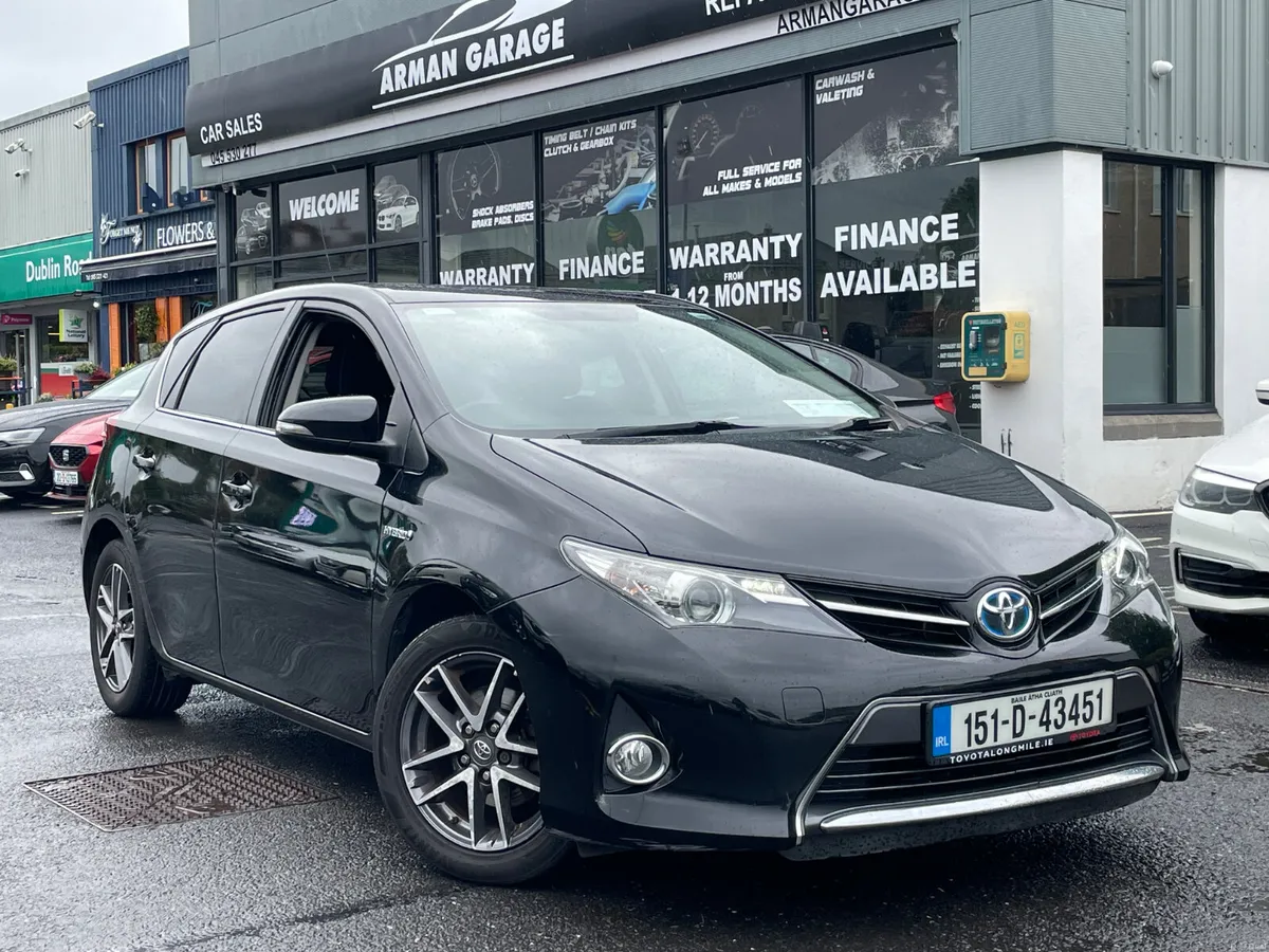 Toyota Auris 2015 1.8 Petrol-Hybrid Automatic - Image 1