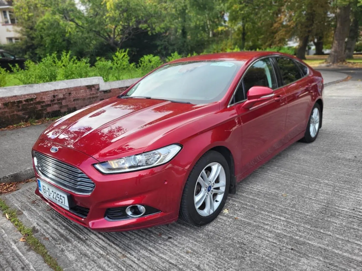 Mondeo Titanium | Ultra Low Mileage | FULL HISTORY - Image 2