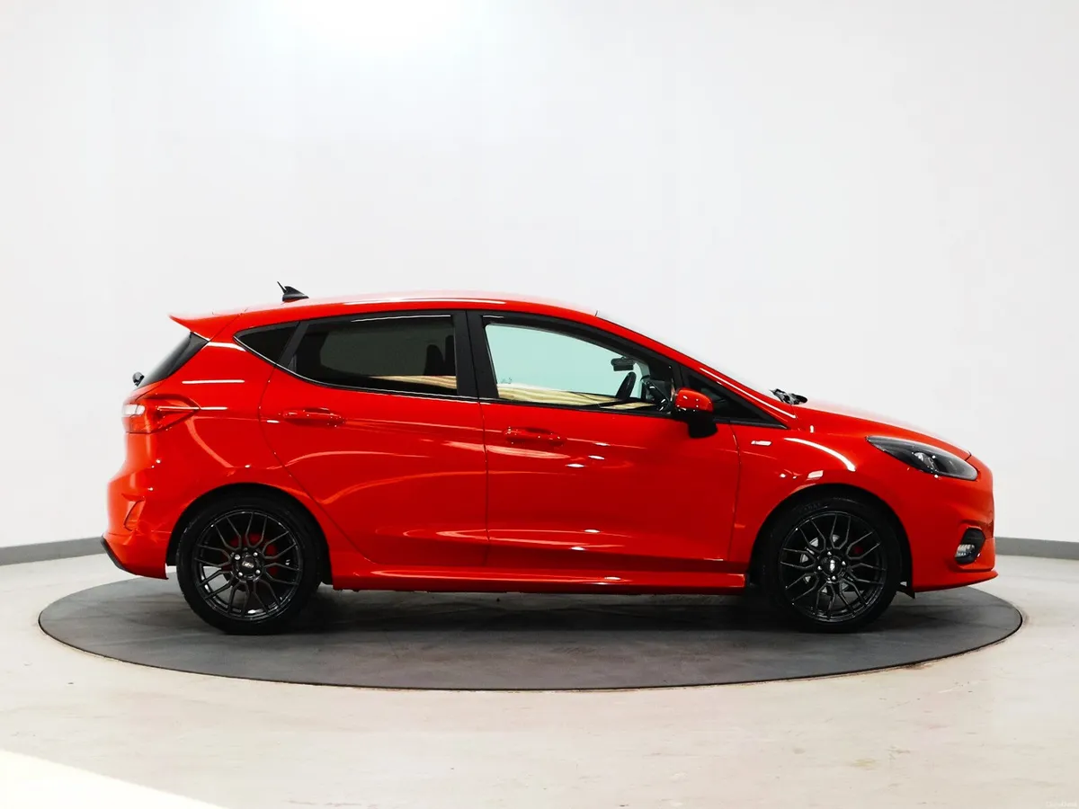 *77* 2021 Ford Fiesta 1.0 st-line - Image 2