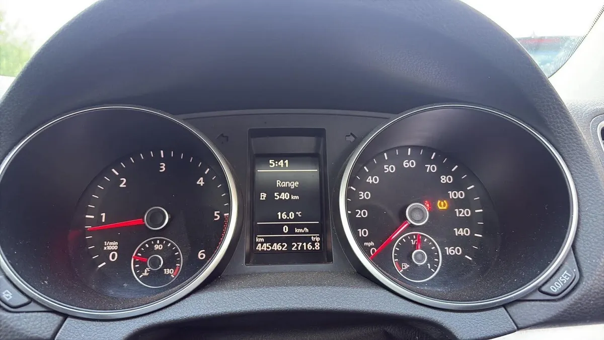 Volkswagen Golf - Image 5