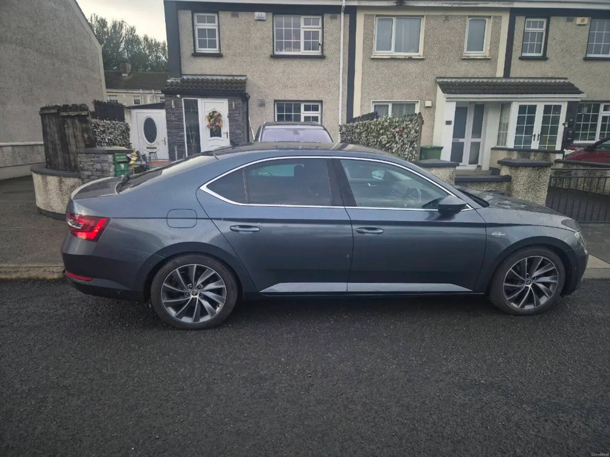 Skoda superb l&k - Image 2