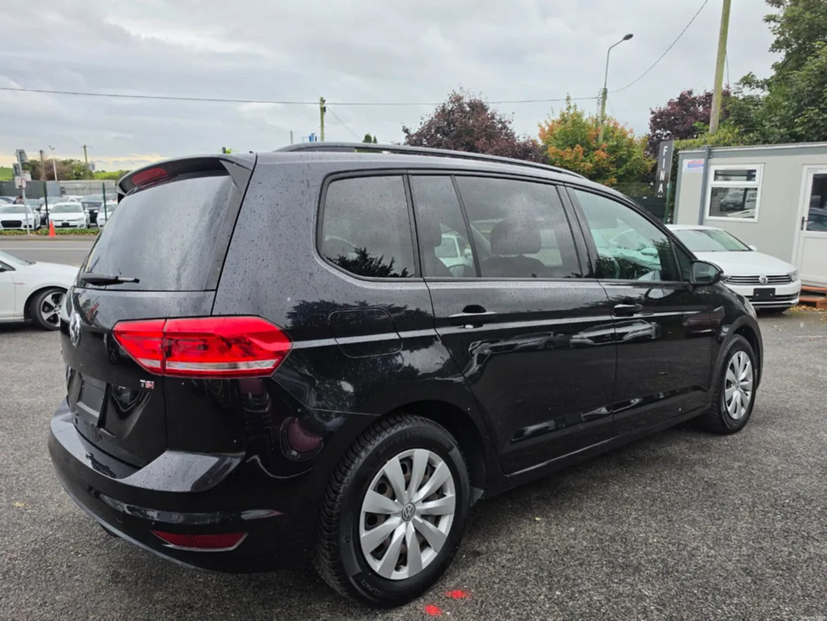 Volkswagen Touran 1.4 TSI AUTOMATIC 7 SEATER - FAC - Image 5
