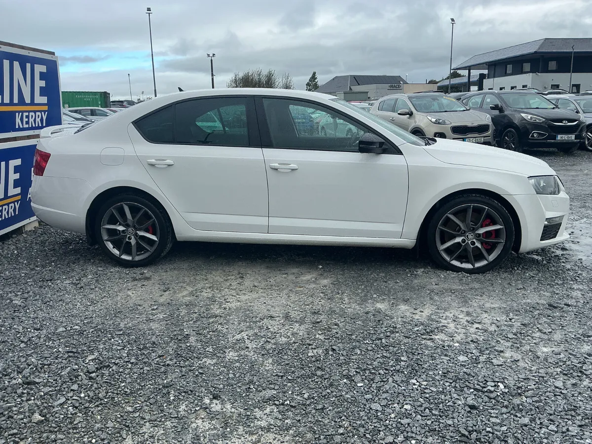 SKODA OCTAVIA 2.0 TDI VRS TOP SPEC SPOTLESS - Image 6